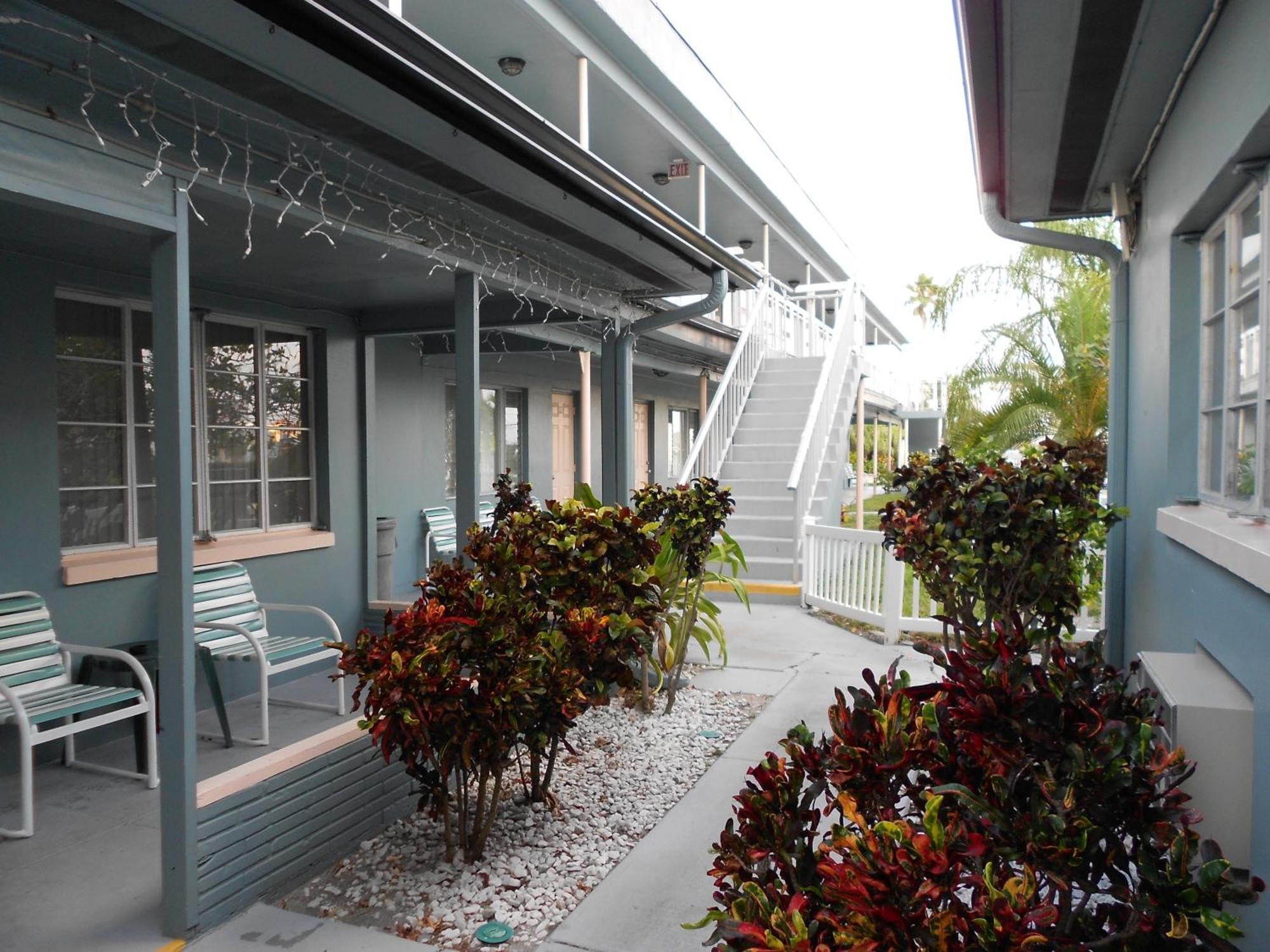 Sunrise Resort Motel South Clearwater Beach Exterior foto